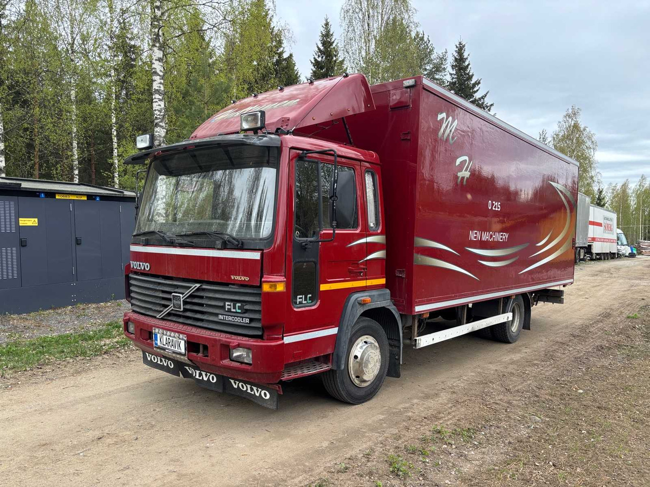 Volvo FLC truck - Грузовик с закрытым кузовом: фото 1 Volvo FLC truck - Грузовик с закрытым кузовом: фото 1
