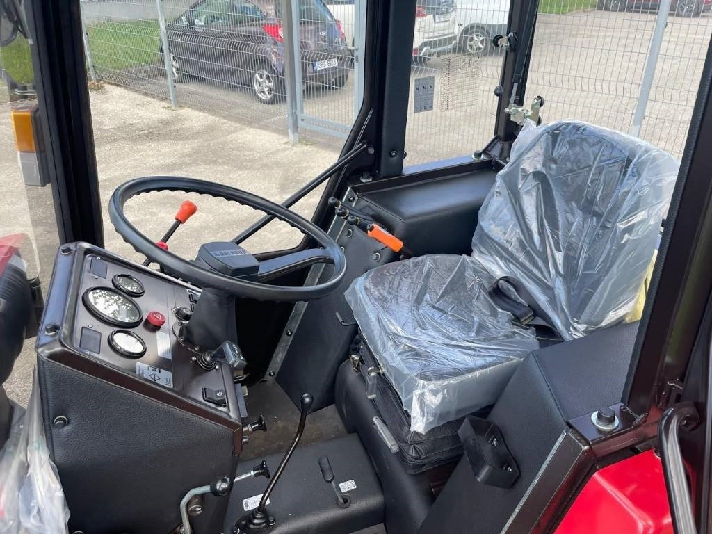 Belarus 320.4 - Трактор: фото 4 Belarus 320.4 - Трактор: фото 4