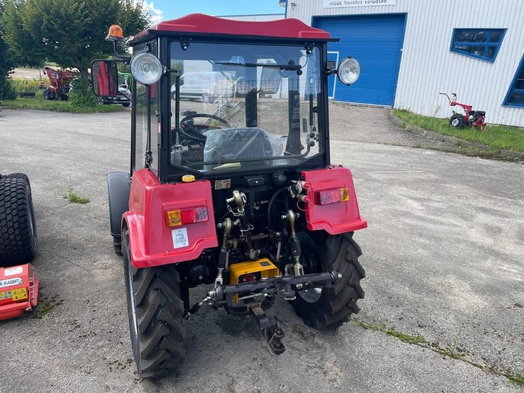 Belarus 320.4 - Трактор: фото 2 Belarus 320.4 - Трактор: фото 2