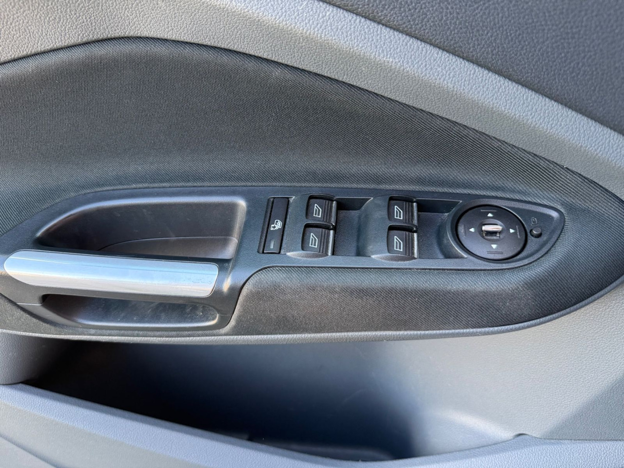 Пассажирский фургон Ford C-Max C-MAX Titanium XENON PDC KLIMA SHZ: фото 12