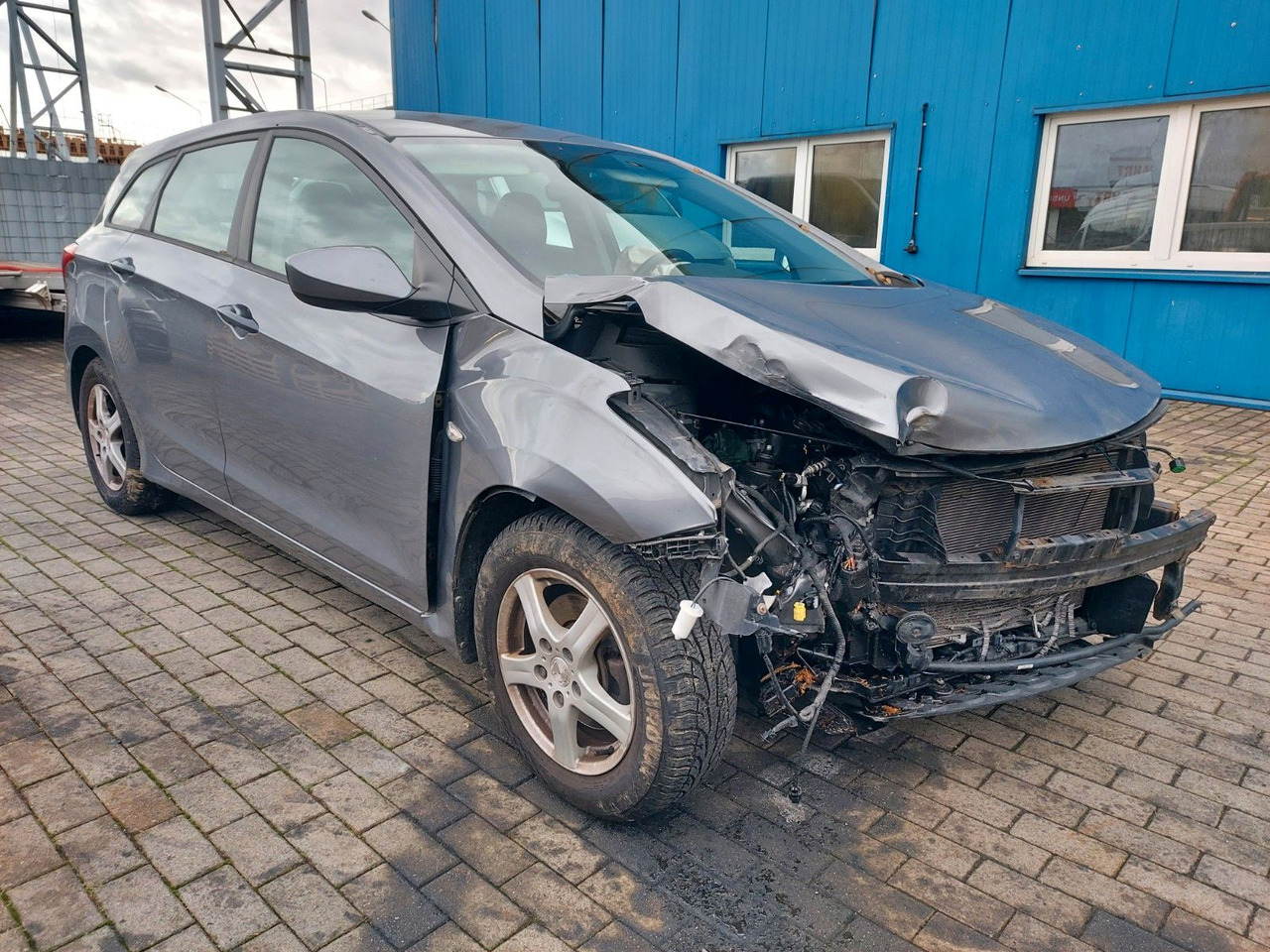 Hyundai i30 cw Classic Klima - Универсал: фото 1 Hyundai i30 cw Classic Klima - Универсал: фото 1