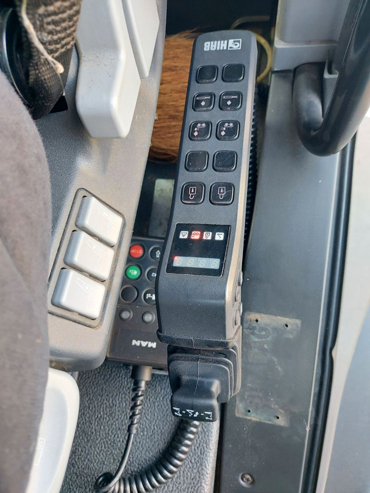 MAN 26.400 ABROLLER HIAB лизинг MAN 26.400 ABROLLER HIAB: фото 20