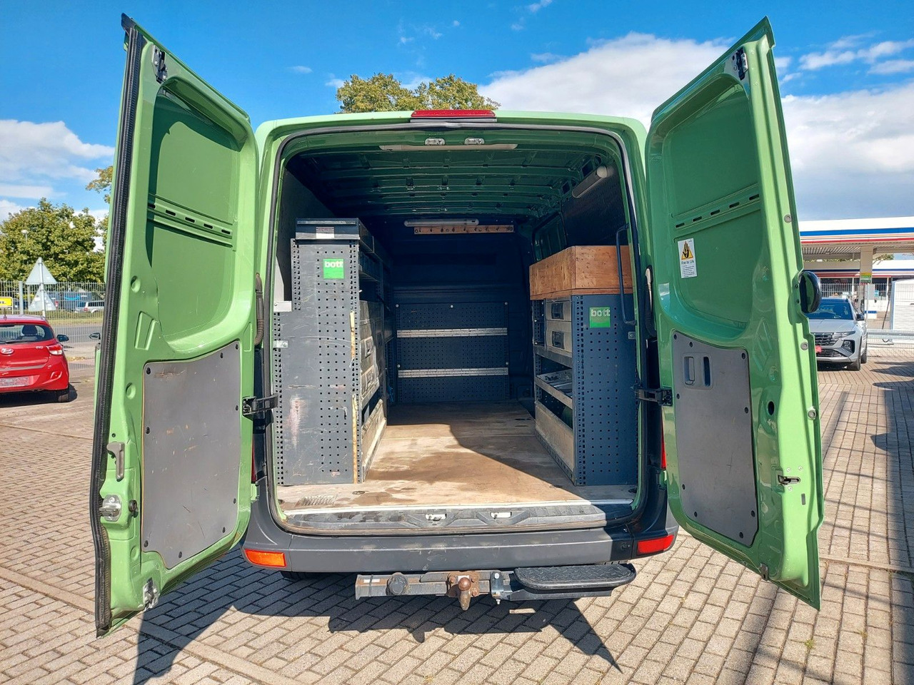 Volkswagen Crafter Kasten 35 mittel L2H1 Klima Standheiz. - Пассажирский фургон: фото 3 Volkswagen Crafter Kasten 35 mittel L2H1 Klima Standheiz. - Пассажирский фургон: фото 3