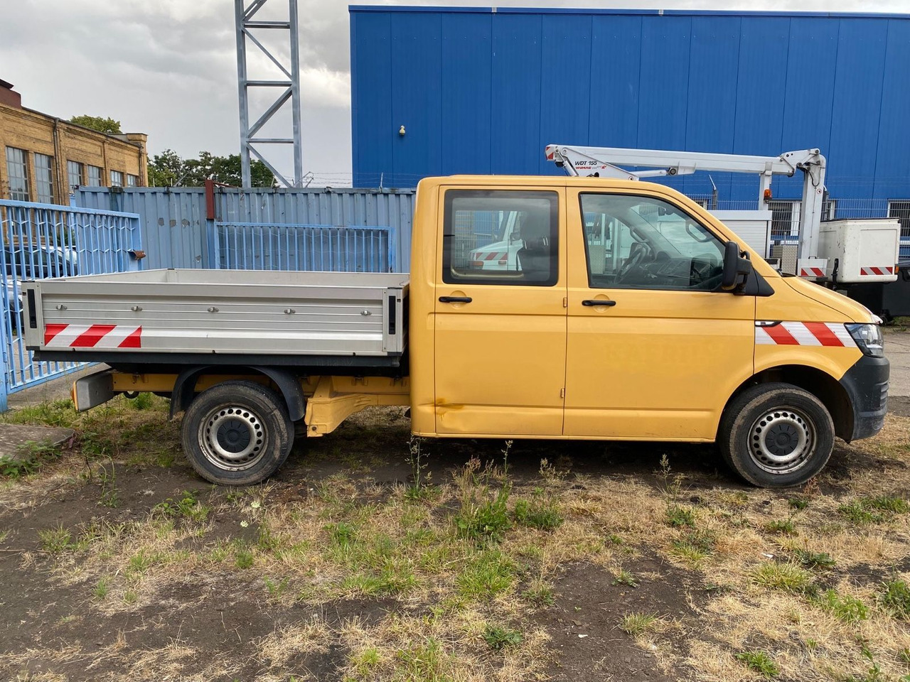 Volkswagen T6 Transporter Pritsche DOKA KLIMA NAVI MOTORSCH - Малотоннажный бортовой грузовик, Грузопассажирский фургон: фото 3 Volkswagen T6 Transporter Pritsche DOKA KLIMA NAVI MOTORSCH - Малотоннажный бортовой грузовик, Грузопассажирский фургон: фото 3
