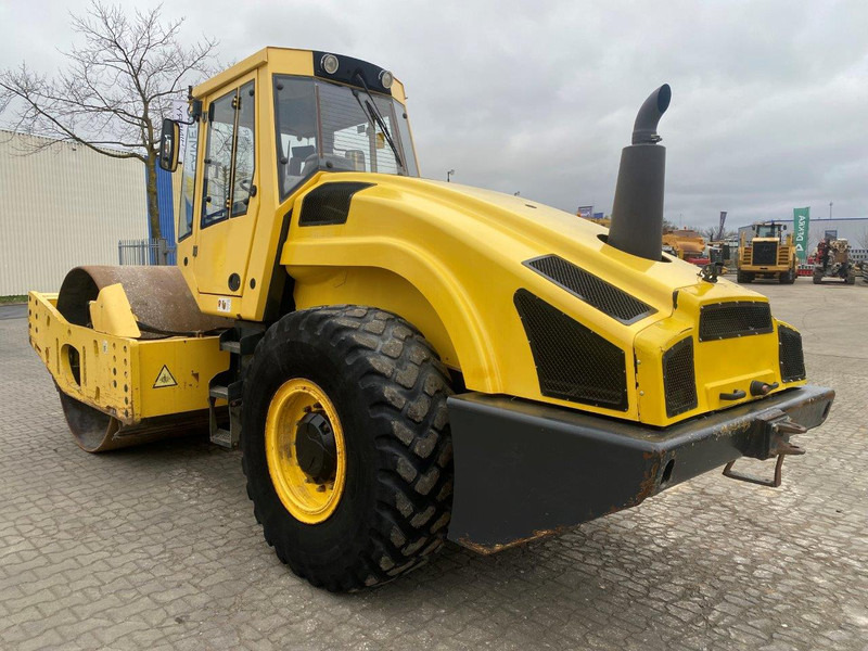 Bomag BW 219 DH-4 NVT - Каток: фото 1 Bomag BW 219 DH-4 NVT - Каток: фото 1