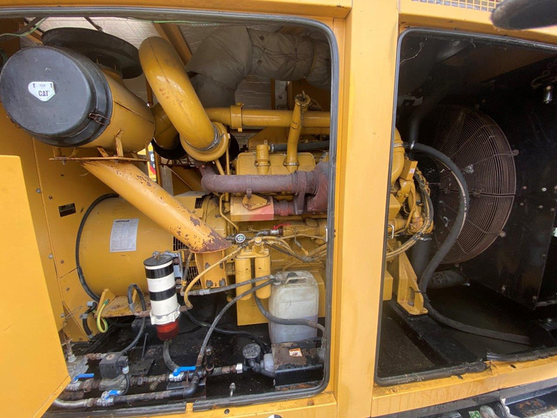 Caterpillar 3412C 900 KVA 900 F - Электрогенератор: фото 4 Caterpillar 3412C 900 KVA 900 F - Электрогенератор: фото 4