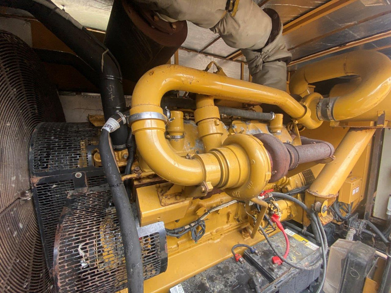 Caterpillar 3412C 900 KVA 900 F - Электрогенератор: фото 5 Caterpillar 3412C 900 KVA 900 F - Электрогенератор: фото 5
