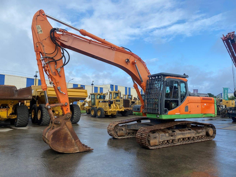 Doosan DX 255 LC NVT - Гусеничный экскаватор: фото 2 Doosan DX 255 LC NVT - Гусеничный экскаватор: фото 2