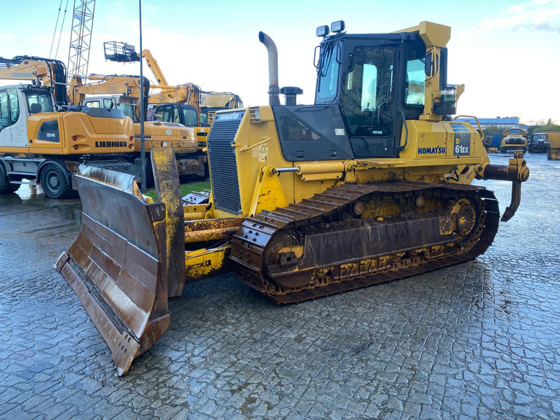 Komatsu D61EX-15 NVT - Бульдозер: фото 1 Komatsu D61EX-15 NVT - Бульдозер: фото 1