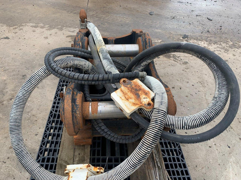 Oil Quick OQ 70 - Сцепное устройство: фото 5 Oil Quick OQ 70 - Сцепное устройство: фото 5