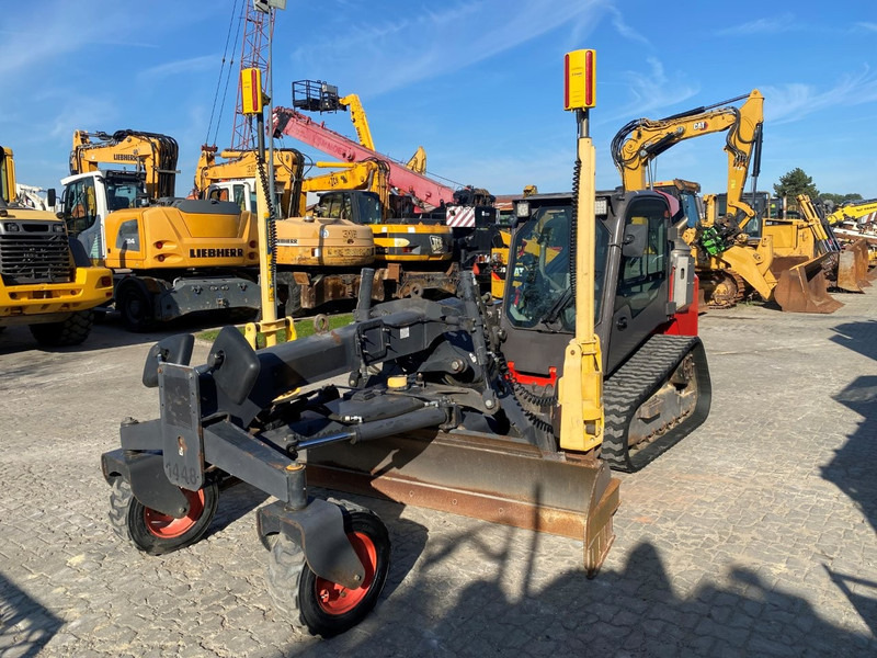Volvo MCT145C NVT - Мини-погрузчик с бортовым поворотом: фото 4 Volvo MCT145C NVT - Мини-погрузчик с бортовым поворотом: фото 4