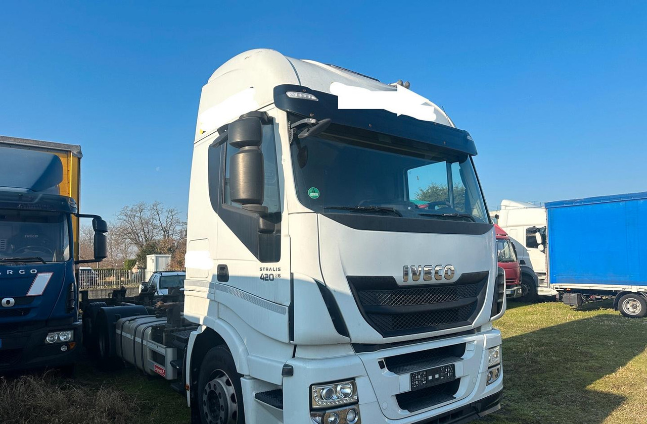Iveco STRALIS AS 260 S 42 CASSE MOBILI SPONDA EURO - Грузовик-шасси: фото 1 Iveco STRALIS AS 260 S 42 CASSE MOBILI SPONDA EURO - Грузовик-шасси: фото 1