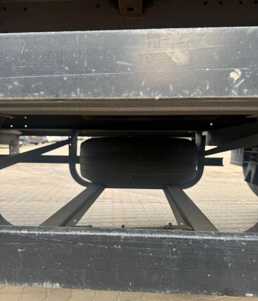 Schmitz Cargobull ALZA ABBASSA ASSI SOLLEVABILI - Тентованный полуприцеп: фото 5 Schmitz Cargobull ALZA ABBASSA ASSI SOLLEVABILI - Тентованный полуприцеп: фото 5