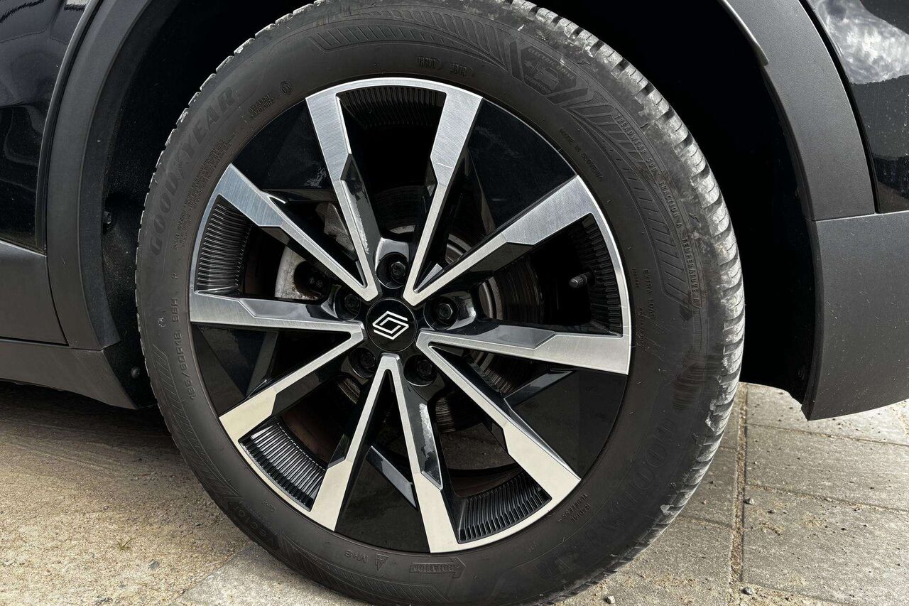Хэтчбек Renault Megane E-Tech: фото 12