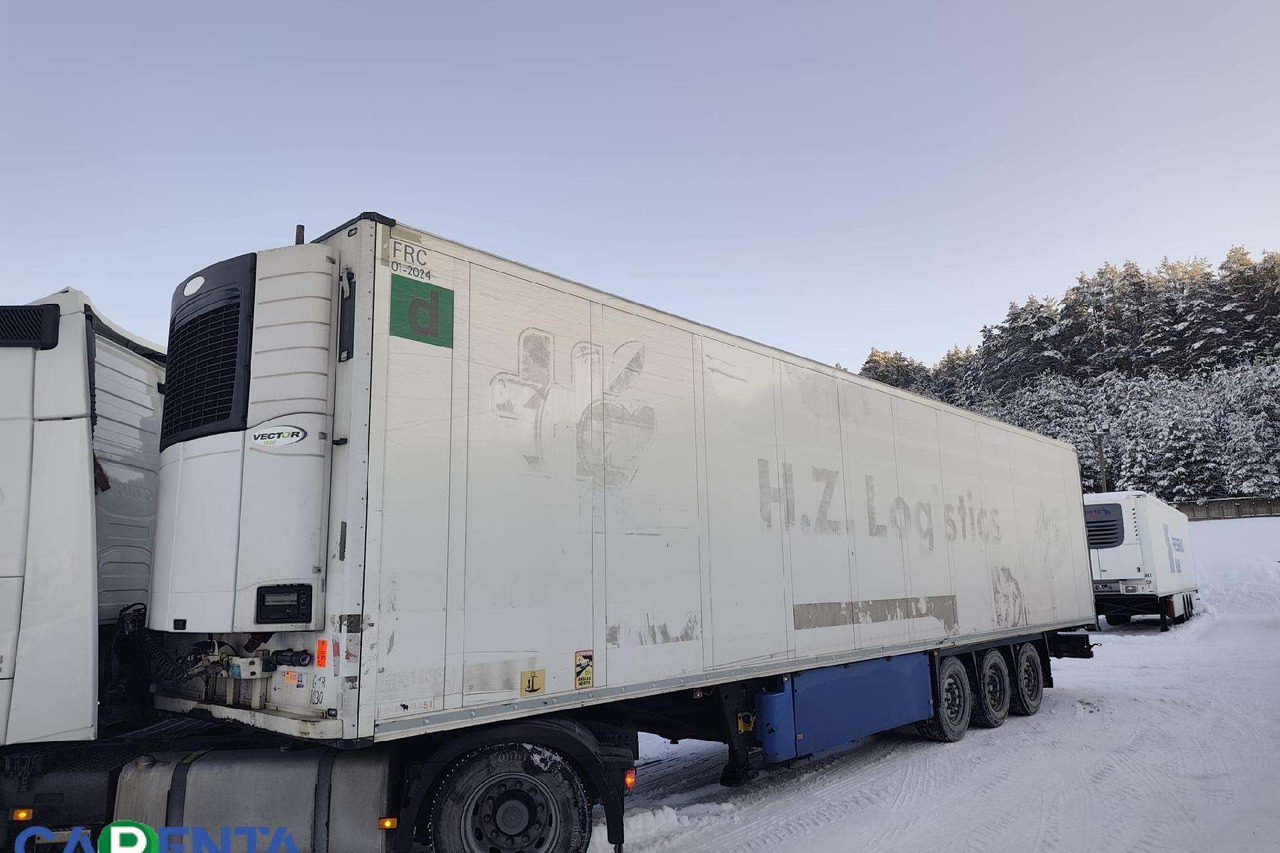 Schmitz SKO 24 FP45 - Полуприцеп-рефрижератор: фото 1 Schmitz SKO 24 FP45 - Полуприцеп-рефрижератор: фото 1