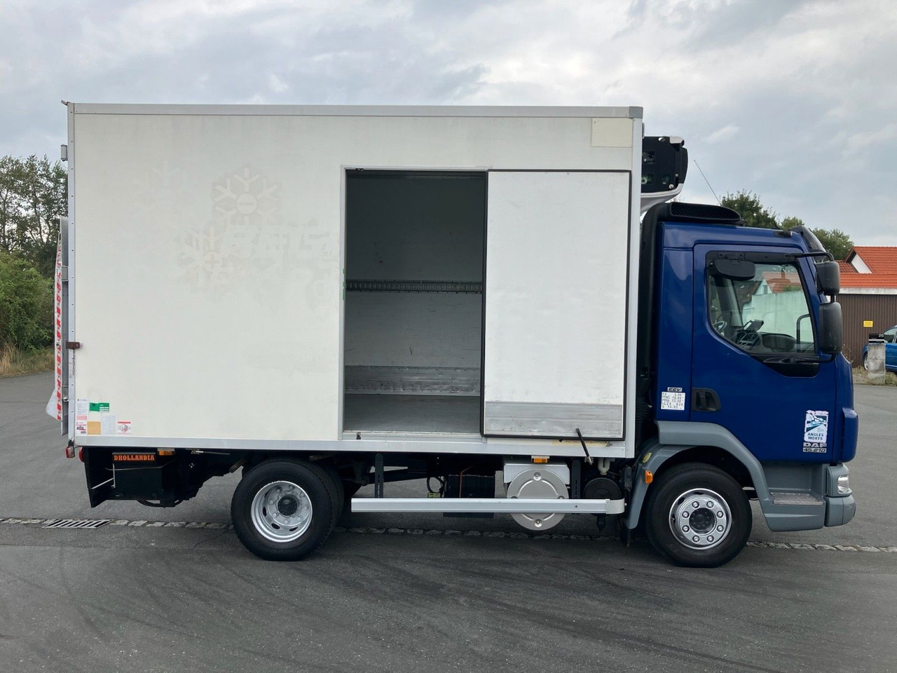 DAF FA LF45 Kühlkoffer/CARRIER/Xarios600/LBW/AC/EU5 DAF FA LF45 Kühlkoffer/CARRIER/Xarios600/LBW/AC/EU5 - Рефрижератор: фото 5 DAF FA LF45 Kühlkoffer/CARRIER/Xarios600/LBW/AC/EU5 DAF FA LF45 Kühlkoffer/CARRIER/Xarios600/LBW/AC/EU5 - Рефрижератор: фото 5
