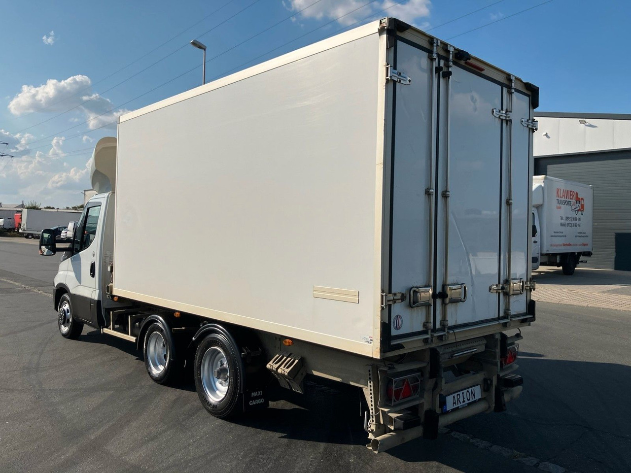 Iveco Daily 35C18 MAXICARGO Kühlkoffer/CARRIER/AC/EU6 Iveco Daily 35C18 MAXICARGO Kühlkoffer/CARRIER/AC/EU6 - Малотоннажный рефрижератор: фото 3 Iveco Daily 35C18 MAXICARGO Kühlkoffer/CARRIER/AC/EU6 Iveco Daily 35C18 MAXICARGO Kühlkoffer/CARRIER/AC/EU6 - Малотоннажный рефрижератор: фото 3