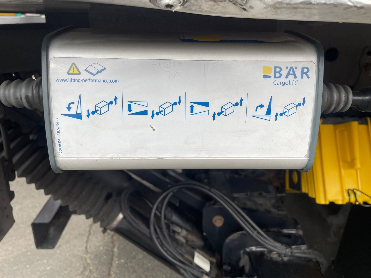 KERSCHER ZAA18 Kühlkoffer/CARRIER/SUPRA900U/LBW - Прицеп-рефрижератор: фото 4 KERSCHER ZAA18 Kühlkoffer/CARRIER/SUPRA900U/LBW - Прицеп-рефрижератор: фото 4