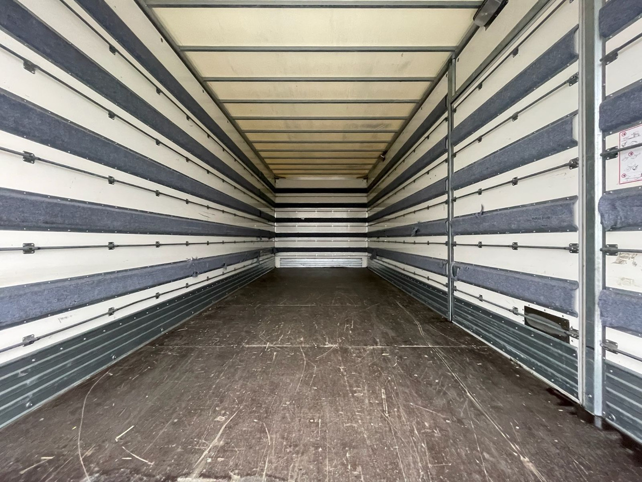 Малотоннажный фургон MAN TGL 8.190 4x2 BL Koffer/LBW/PALFINGER/AC/EU6d: фото 9 Малотоннажный фургон MAN TGL 8.190 4x2 BL Koffer/LBW/PALFINGER/AC/EU6d: фото 9