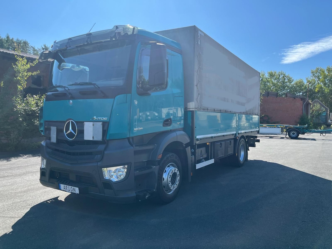 Mercedes-Benz Antos 2 1836 4x2 Pritsche+Plane/LBW/BÄR/AC/EU6 - Тентованный грузовик: фото 2 Mercedes-Benz Antos 2 1836 4x2 Pritsche+Plane/LBW/BÄR/AC/EU6 - Тентованный грузовик: фото 2