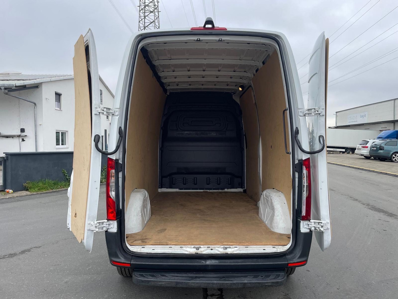 Цельнометаллический фургон, Электрический фургон Mercedes-Benz eSprinter L2H2 Kastenwagen/47KW/AC/Kamera: фото 11 Цельнометаллический фургон, Электрический фургон Mercedes-Benz eSprinter L2H2 Kastenwagen/47KW/AC/Kamera: фото 11