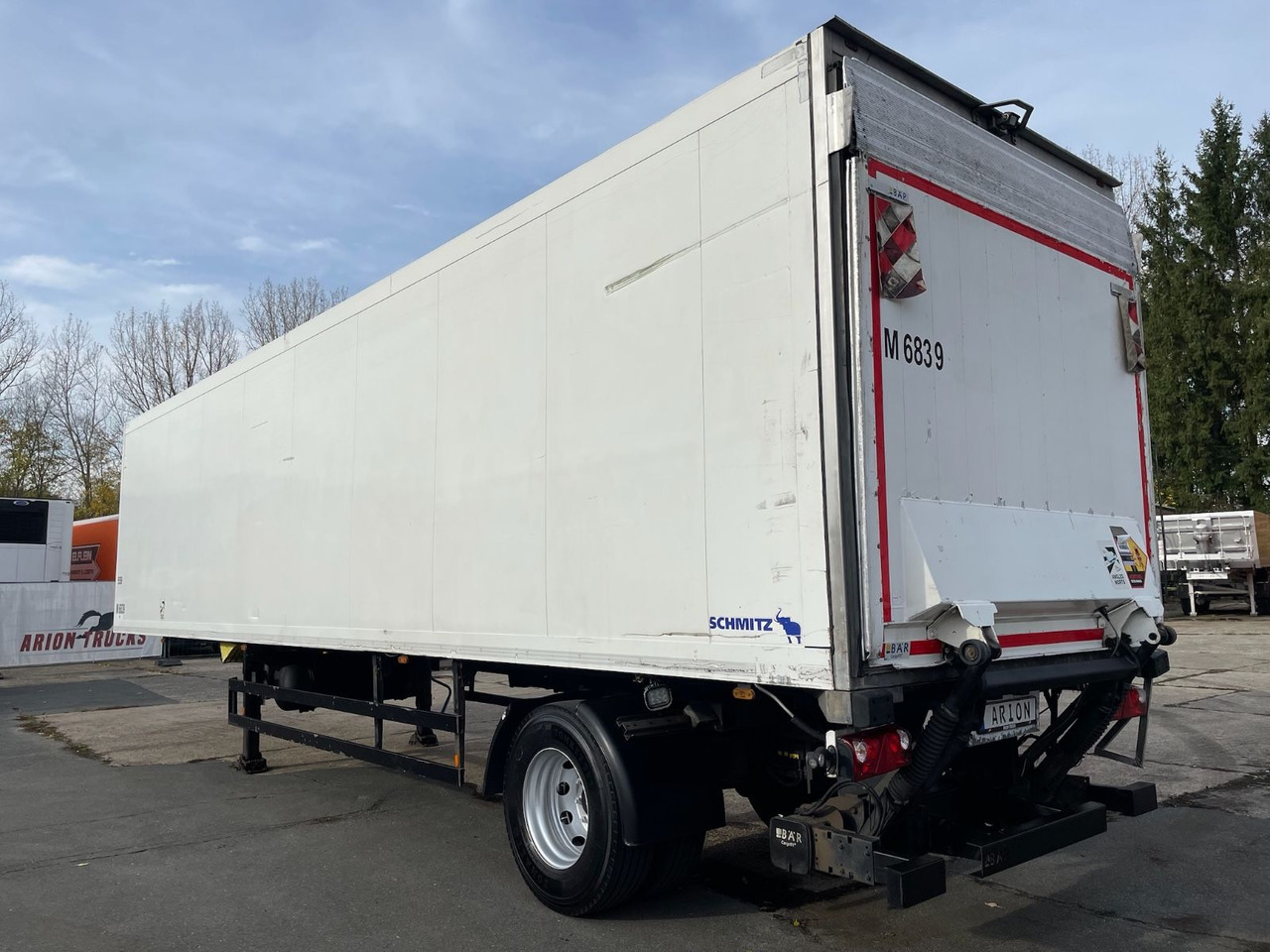Schmitz Cargobull SKO10/LBW/CARRIER/MAXIMA1300/8810h/Lenkachse - Полуприцеп-рефрижератор: фото 5 Schmitz Cargobull SKO10/LBW/CARRIER/MAXIMA1300/8810h/Lenkachse - Полуприцеп-рефрижератор: фото 5
