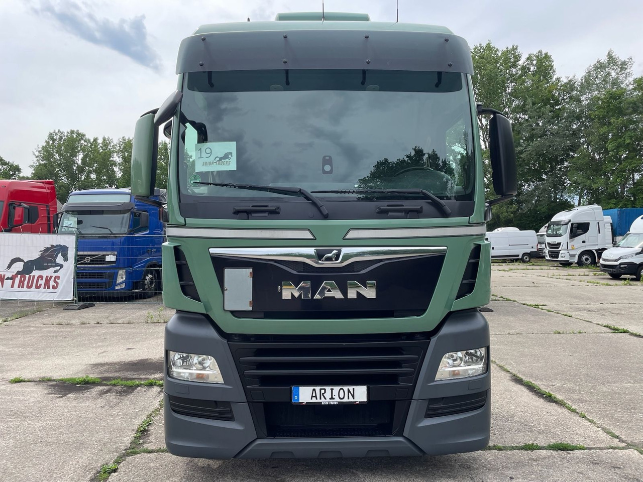MAN TGX 18.460 4x2 LLS-U/ULTRA/Retarder/StandAC/EU6c - Тягач: фото 2 MAN TGX 18.460 4x2 LLS-U/ULTRA/Retarder/StandAC/EU6c - Тягач: фото 2