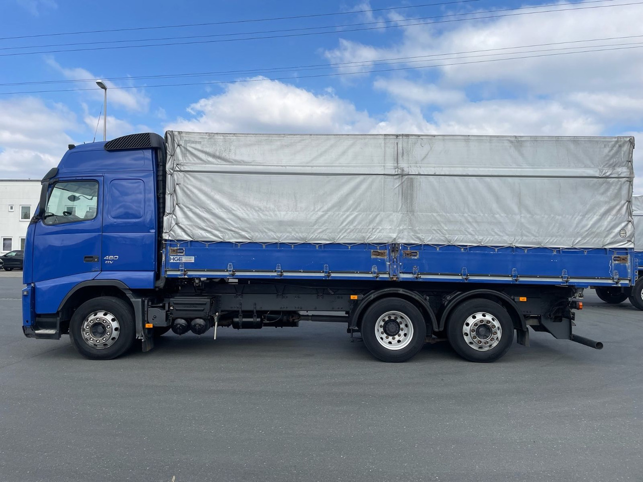 Volvo FH 460 EEV Dreiseiten-Getreidekipper/gel. NLA/AC - Тентованный грузовик: фото 4 Volvo FH 460 EEV Dreiseiten-Getreidekipper/gel. NLA/AC - Тентованный грузовик: фото 4