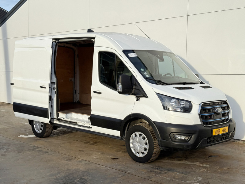 Ford E-Transit 390 75kWh 184PK 390 Elektrisch 75kWh 334km WLTP BEV Snelladen L2H2 Climate Control Tachograaf Carplay 360° Camera Stoelverwarming Parkeersensoren voor achter Laadkabel - Цельнометаллический фургон, Электрический фургон: фото 5 Ford E-Transit 390 75kWh 184PK 390 Elektrisch 75kWh 334km WLTP BEV Snelladen L2H2 Climate Control Tachograaf Carplay 360° Camera Stoelverwarming Parkeersensoren voor achter Laadkabel - Цельнометаллический фургон, Электрический фургон: фото 5