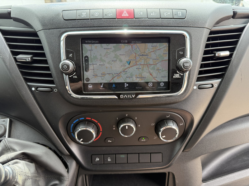Легковой фургон Iveco Daily 35C18 3.0 L2H2 Airco Cruise Control 3,5 Tons Trekhaak 5-26 APK Lucht geveerde stoel: фото 16