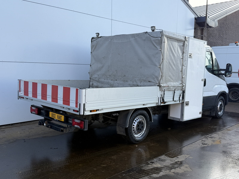 Iveco Daily 35S16 2.3 Automaat Camera Cruise Control Navigatie Trekhaak Open Laadbak - Малотоннажный бортовой грузовик: фото 4 Iveco Daily 35S16 2.3 Automaat Camera Cruise Control Navigatie Trekhaak Open Laadbak - Малотоннажный бортовой грузовик: фото 4