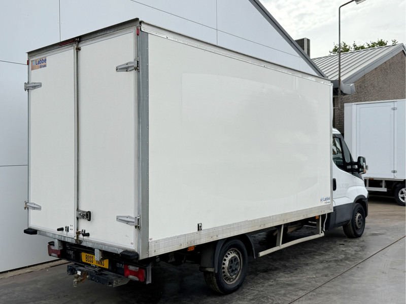 Iveco Daily 35S16 2.3 Bakwagen met achterdeur 3,5t Trekhaak Meubelbak Koffer Airco Cruise Control Camera - Малотоннажный фургон: фото 3 Iveco Daily 35S16 2.3 Bakwagen met achterdeur 3,5t Trekhaak Meubelbak Koffer Airco Cruise Control Camera - Малотоннажный фургон: фото 3