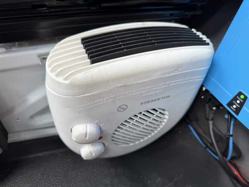 Малотоннажный рефрижератор Mercedes-Benz Sprinter 314 2.2 CDI Automaat Koelwagen Kuhlkoffer Bakwagen Koeler Climate Control Cruise Control Camera: фото 19 Малотоннажный рефрижератор Mercedes-Benz Sprinter 314 2.2 CDI Automaat Koelwagen Kuhlkoffer Bakwagen Koeler Climate Control Cruise Control Camera: фото 19