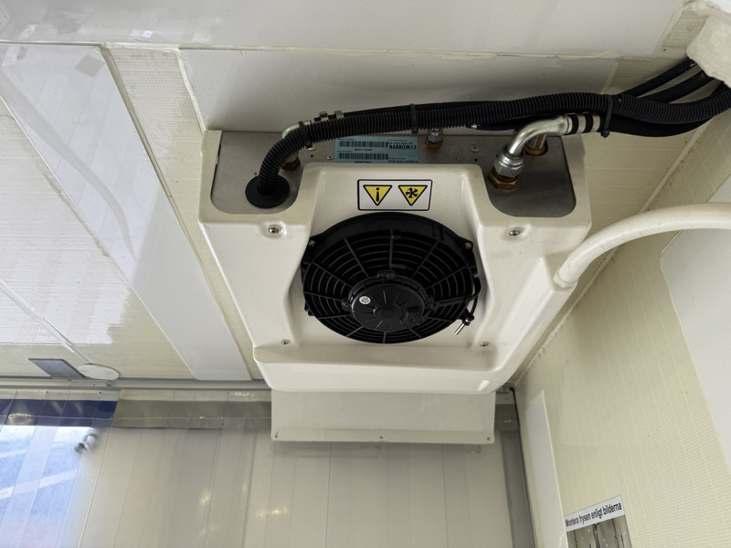 Малотоннажный рефрижератор Mercedes-Benz Sprinter 314 2.2 CDI Automaat Koelwagen Kuhlkoffer Bakwagen Koeler Climate Control Cruise Control Camera: фото 15 Малотоннажный рефрижератор Mercedes-Benz Sprinter 314 2.2 CDI Automaat Koelwagen Kuhlkoffer Bakwagen Koeler Climate Control Cruise Control Camera: фото 15