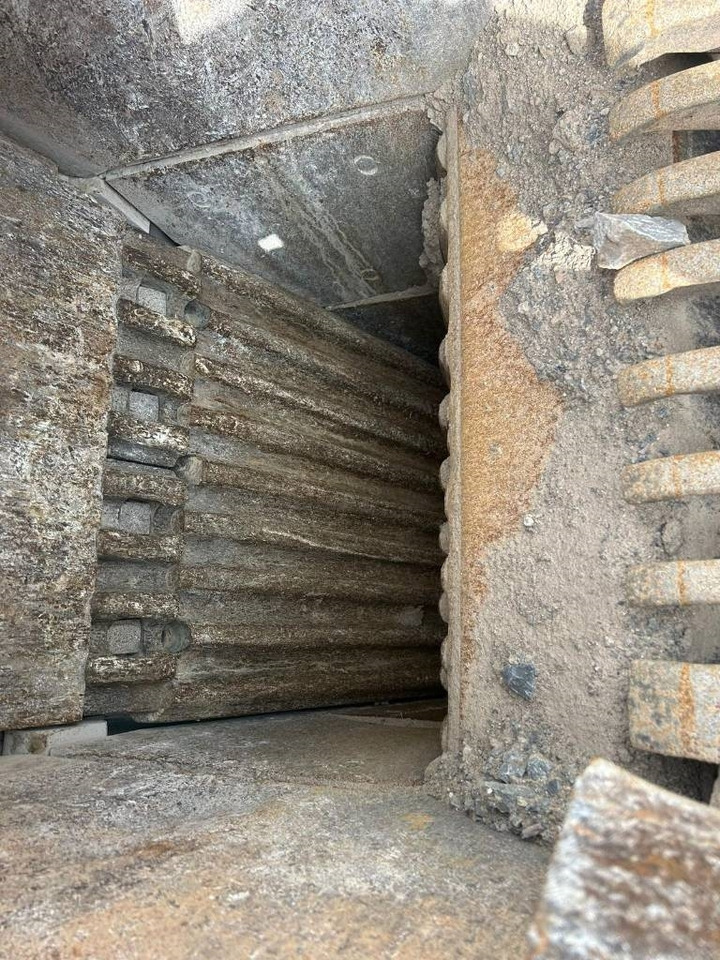 PowerScreen Metrotrak - Мобильная дробилка: фото 5 PowerScreen Metrotrak - Мобильная дробилка: фото 5