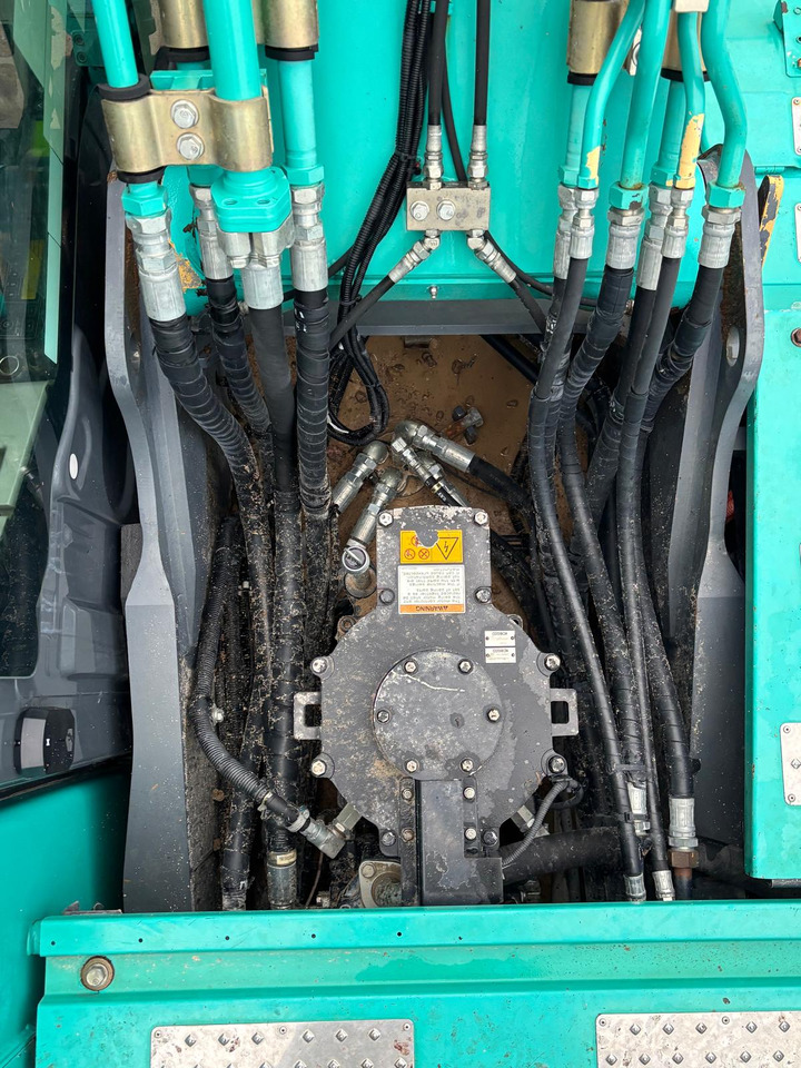 Гусеничный экскаватор Kobelco SK210HLC-10 Hybrid: фото 17 Гусеничный экскаватор Kobelco SK210HLC-10 Hybrid: фото 17