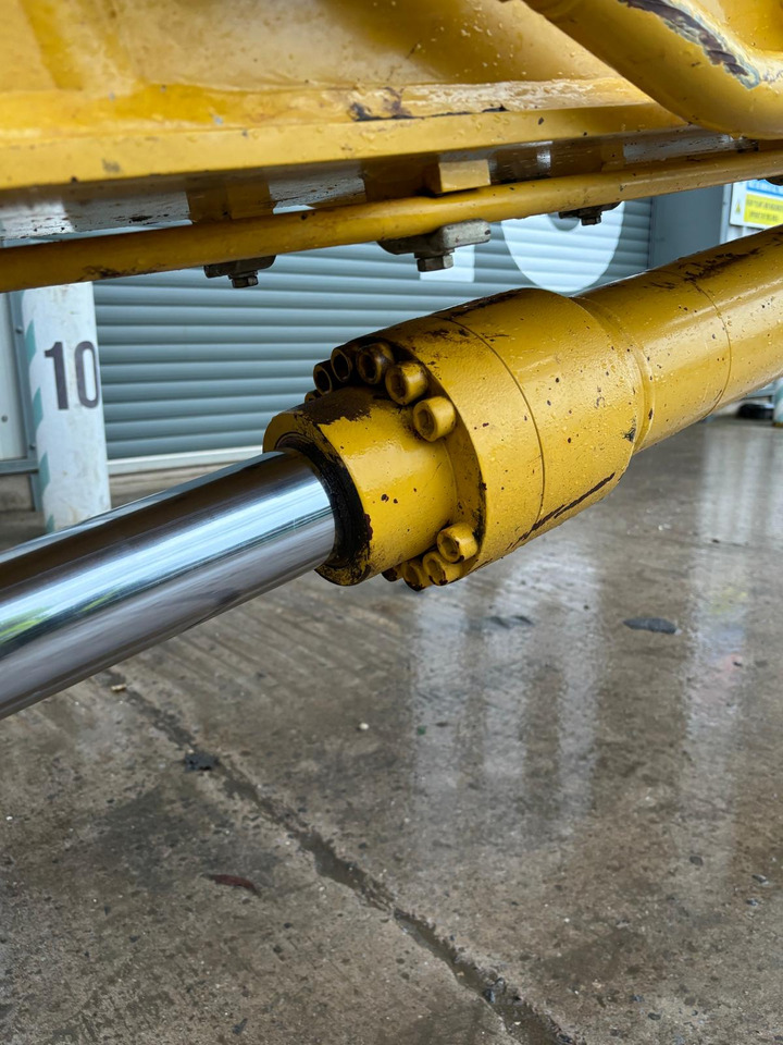 Гусеничный экскаватор Kobelco SK210LC-10E: фото 12 Гусеничный экскаватор Kobelco SK210LC-10E: фото 12