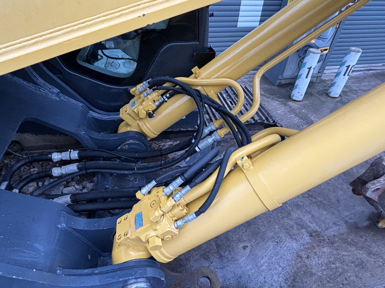 Гусеничный экскаватор Kobelco SK350LC-10E: фото 14
