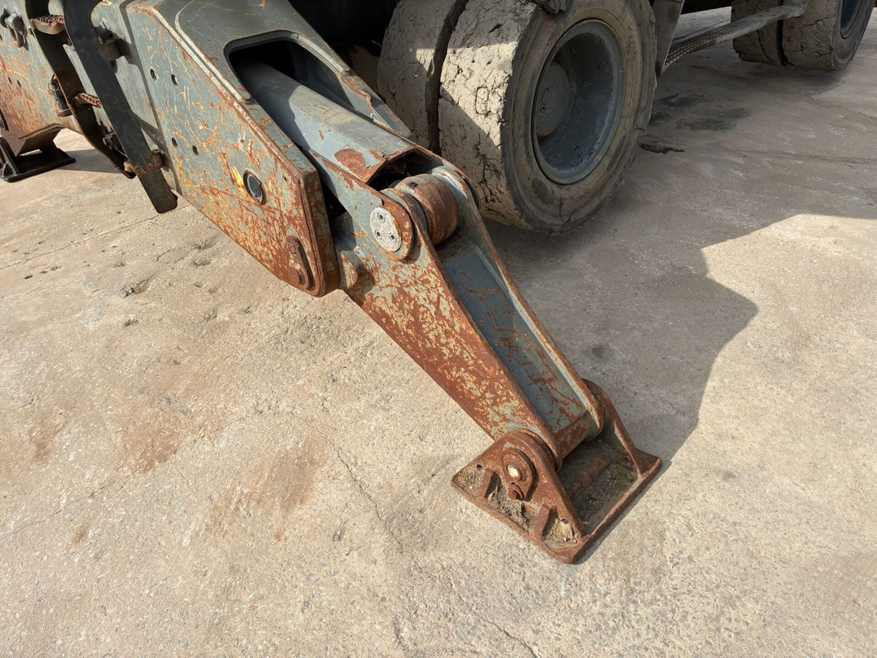 Перегружатель Liebherr LH40M: фото 39