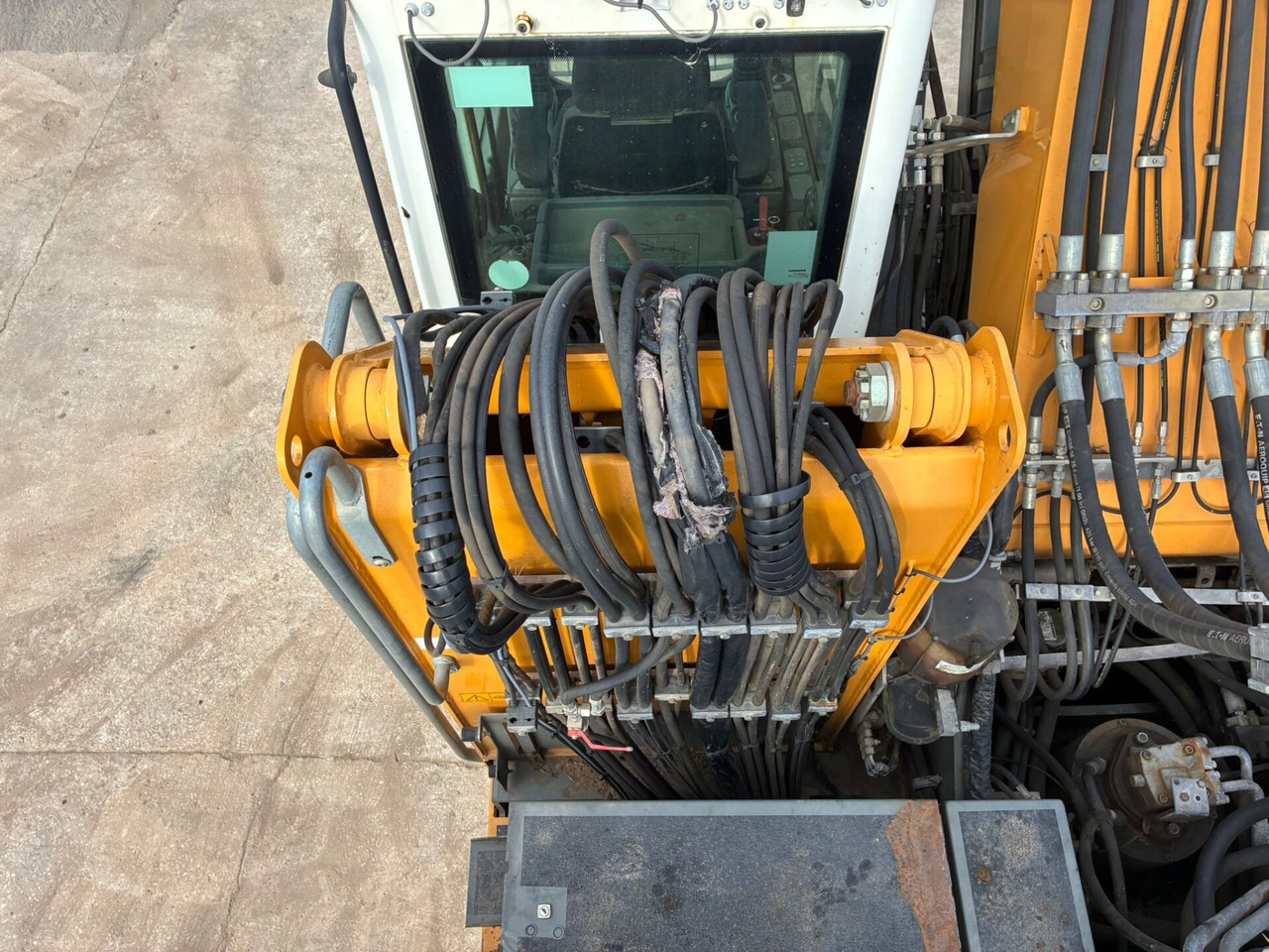 Перегружатель Liebherr LH40M: фото 19