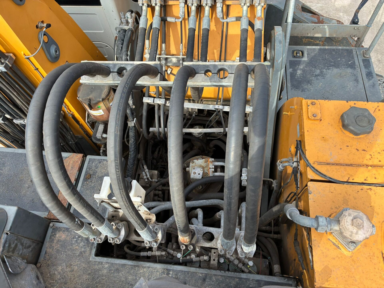 Перегружатель Liebherr LH40M: фото 18