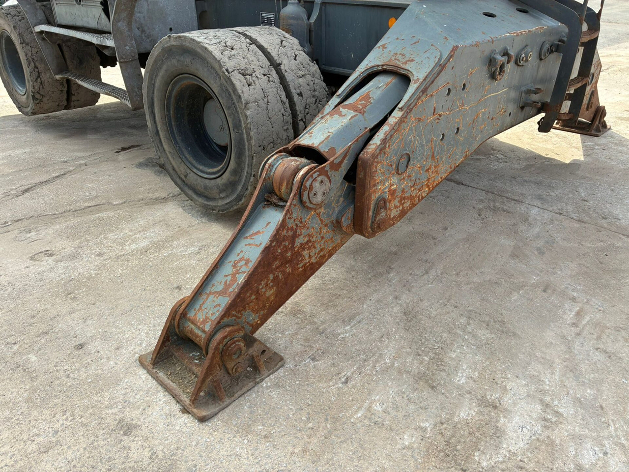 Перегружатель Liebherr LH40M: фото 38