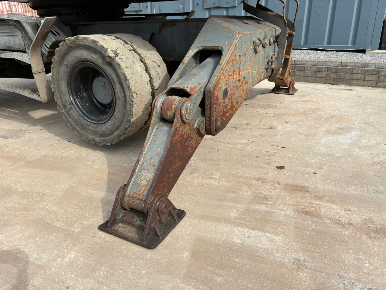 Перегружатель Liebherr LH40M: фото 36