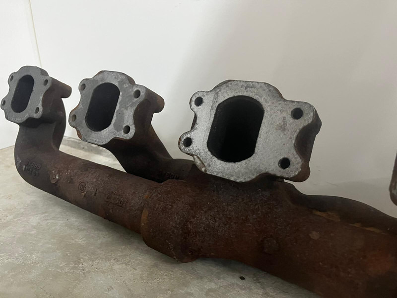 Liebherr A974 / P974 / R942 / R944 / R974 - A 974 / P 974 / R 942 / R 944 / R 974 - Двигатель и запчасти: фото 3 Liebherr A974 / P974 / R942 / R944 / R974 - A 974 / P 974 / R 942 / R 944 / R 974 - Двигатель и запчасти: фото 3