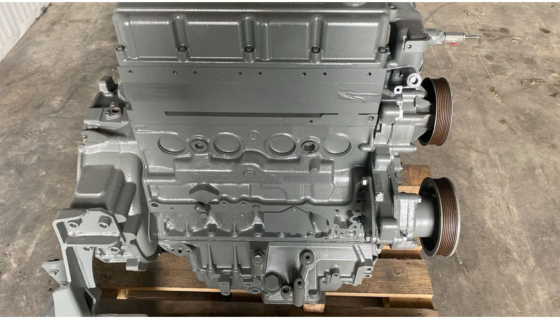 Liebherr D834 A7 - Двигатель: фото 4 Liebherr D834 A7 - Двигатель: фото 4