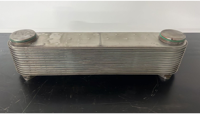 Liebherr - Масляный радиатор: фото 1 Liebherr - Масляный радиатор: фото 1