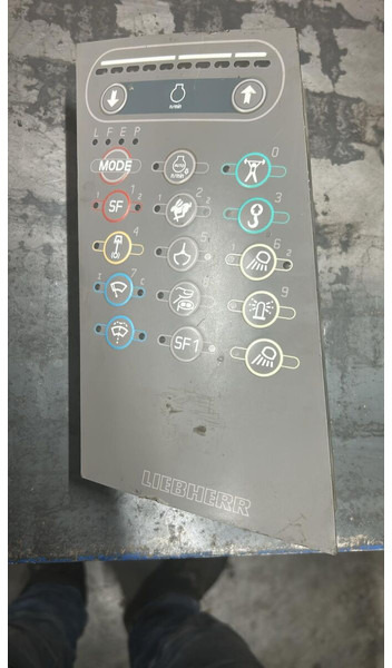 Liebherr - Приборная панель: фото 1 Liebherr - Приборная панель: фото 1