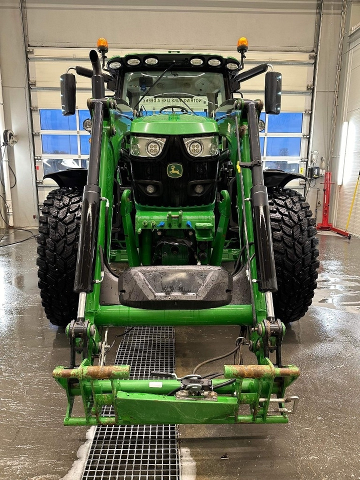 John Deere 6155 R - Трактор: фото 5 John Deere 6155 R - Трактор: фото 5