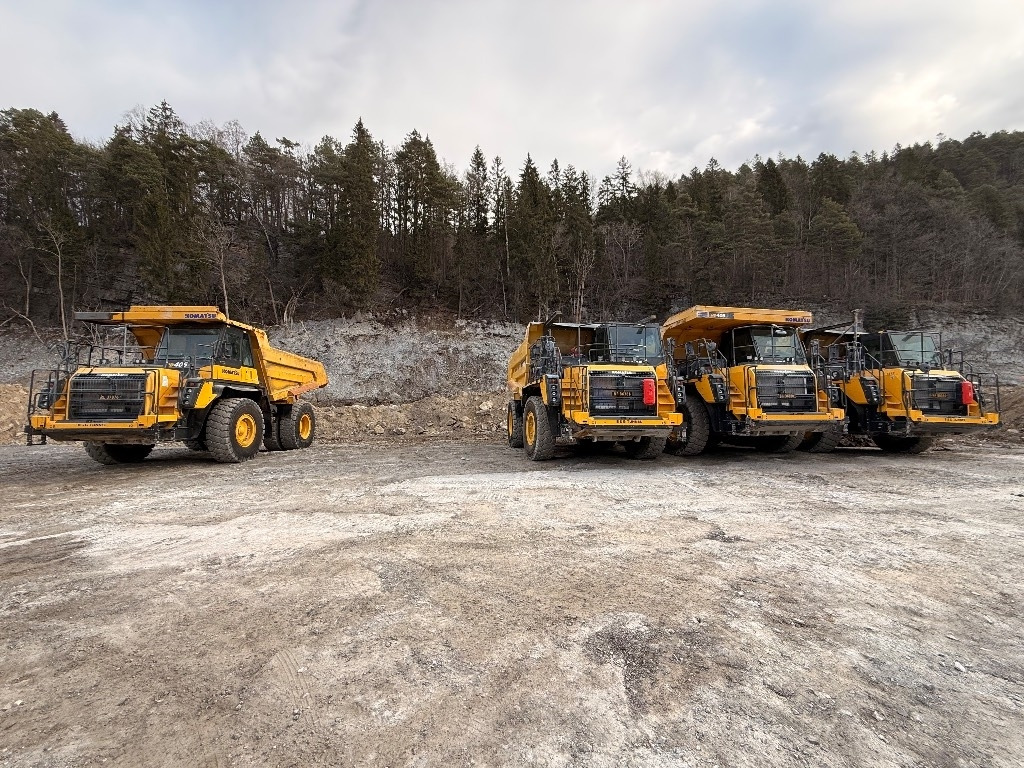 Komatsu HD 405 - 8E0 - Карьерный самосвал: фото 3 Komatsu HD 405 - 8E0 - Карьерный самосвал: фото 3