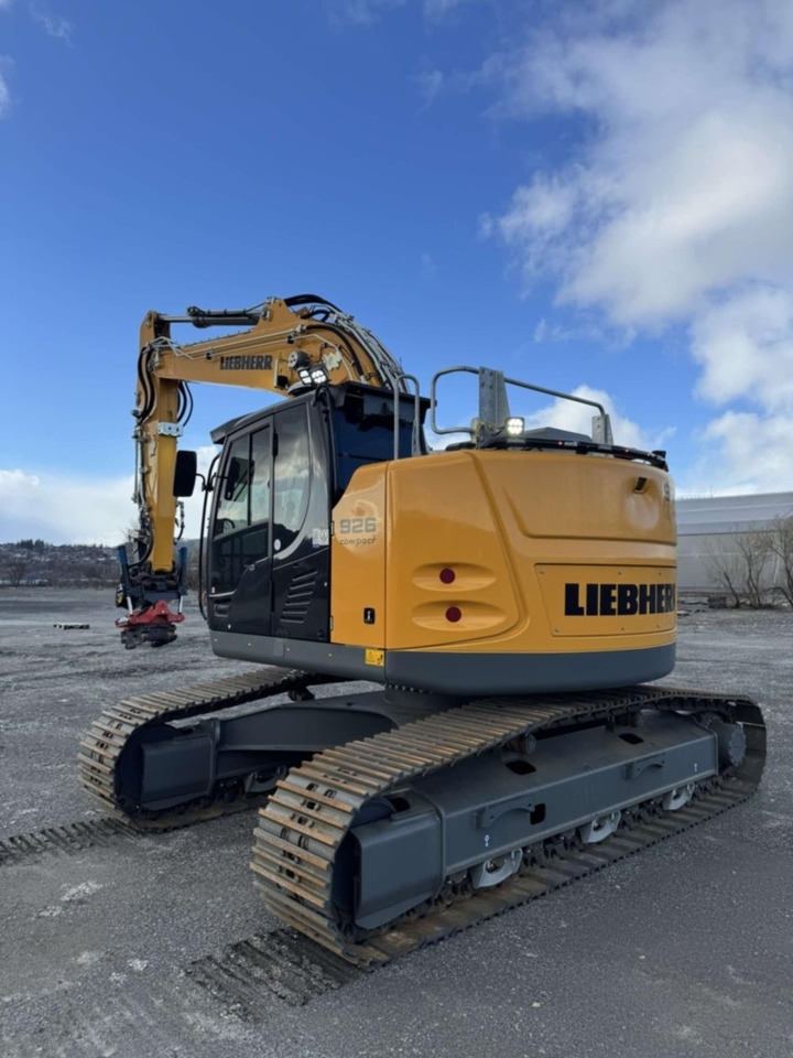 Liebherr R926 Compact LC - Гусеничный экскаватор: фото 1 Liebherr R926 Compact LC - Гусеничный экскаватор: фото 1